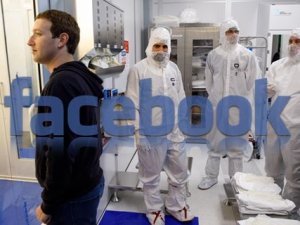Facebook sanal gerçeklik platformu Facebook Spaces'i duyurdu