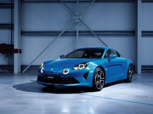 Yeni Alpine A110 vitrine çıkıyor