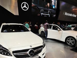 Mercedes 354 bin aracını geri çağırıyor