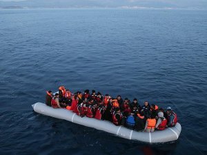 Ege'deki sığınmacı geçişlerinde rekor düşüş