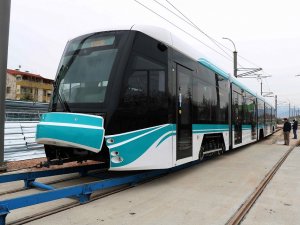 Akçaray tramvayı ilk seferine çıktı