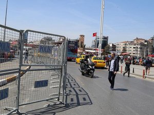 İstanbul'da bazı caddeler trafiğe kapatıldı