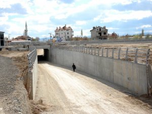 Konya'da hızlı tren hattına 4 adet araç alt geçidi yapılıyor