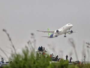 Çin C919'le Jumbo büyüklüğünde uçak üreticilerinde 4. sıraya yükseldi