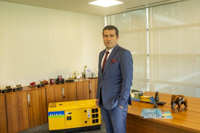 1573719386_aksa_jenerator_ceo_alper_peker.jpg