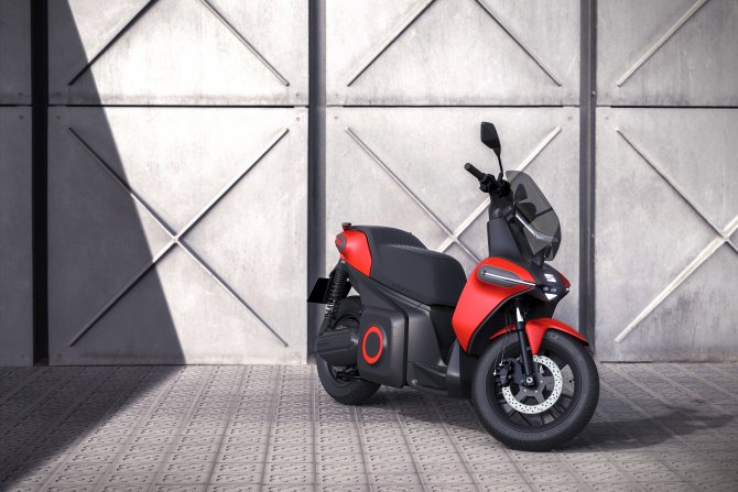 1574428042_seat_creates_a_business_unit_to_promote_urban_mobility_and_presents_its_e_scooter_concept__03_hq.jpg
