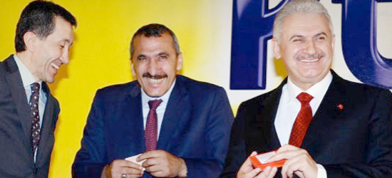 binali_yildirim_osman_tural_erkan_avea_550.jpg binali_yildirim_osman_tural_erkan_avea_550.jpg