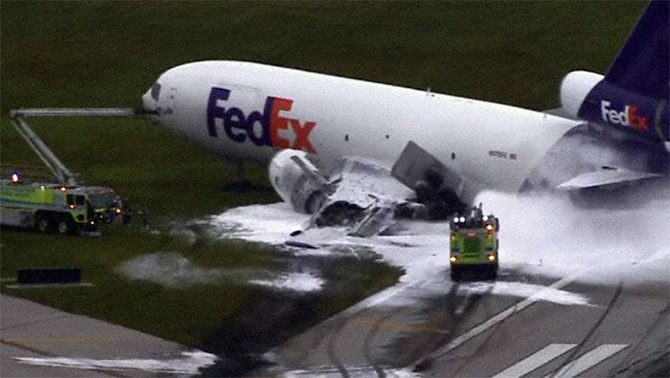 fedex_p2.jpg