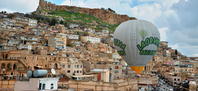 sicak_hava_balonu_mardin_balon_turizmi_turizm.jpg